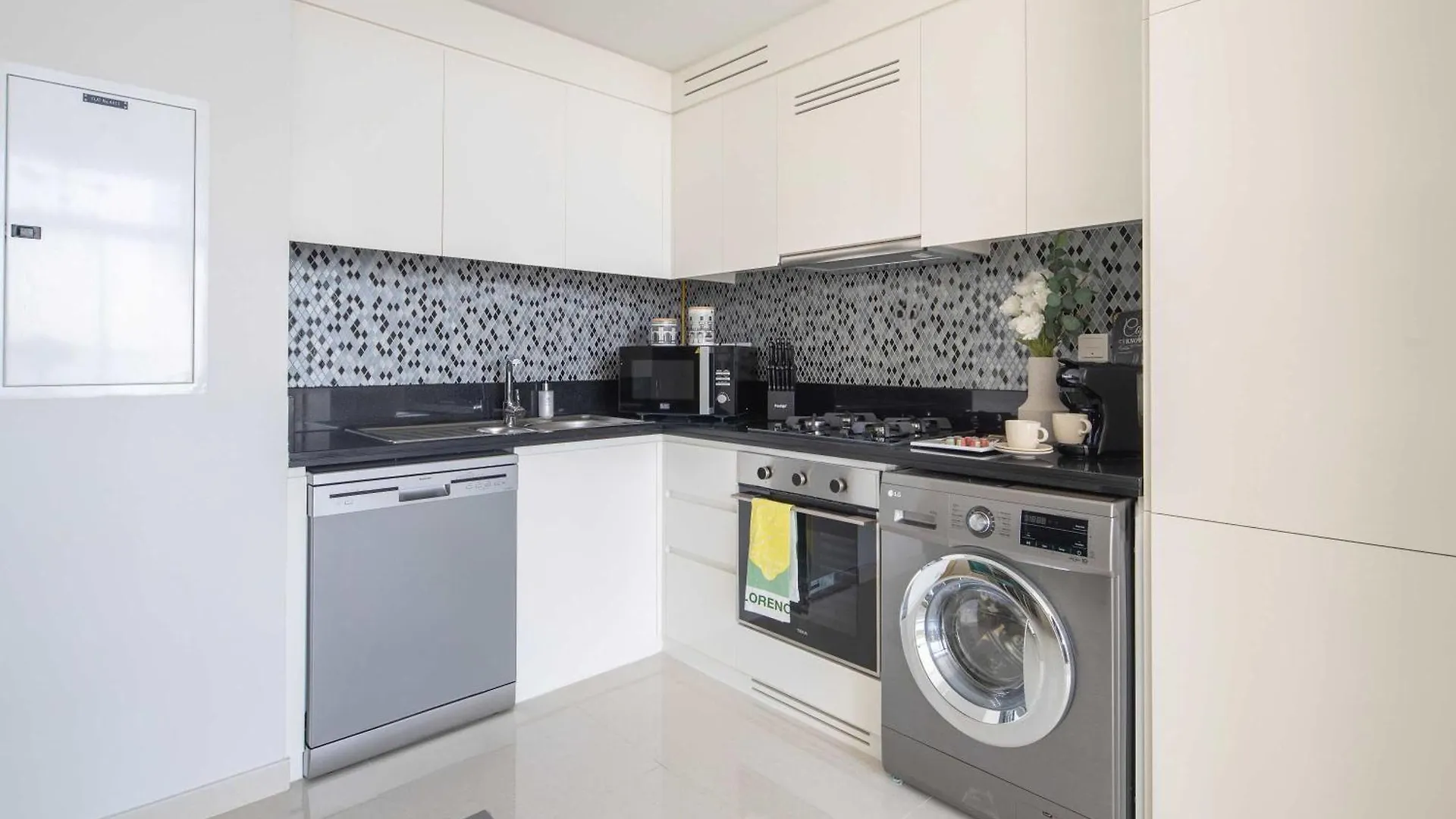 Apartment Frank Porter - Aykon City Tower C Dubai United Arab Emirates